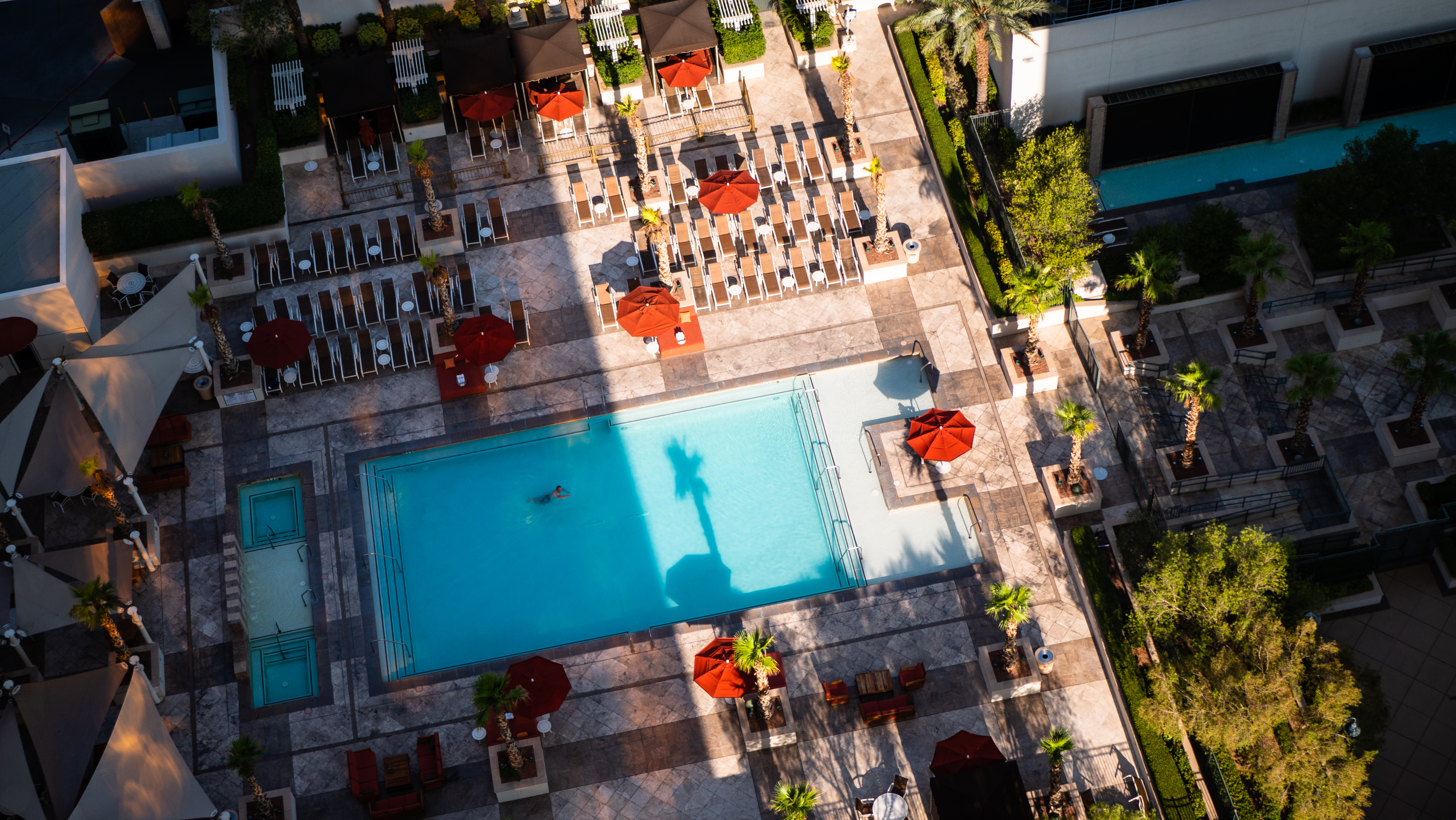MGM Signature pool